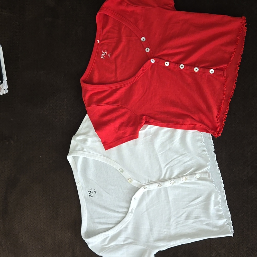PacSun Women's Shirts. Size Medium. Colors are White & Red. Bundle.